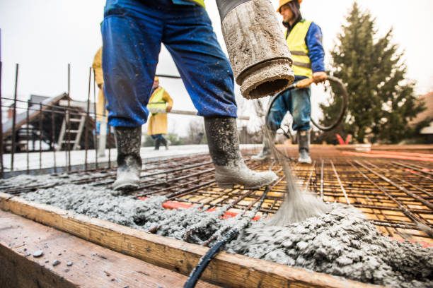 Best Concrete Walkway Installation  in Sansom Park, TX